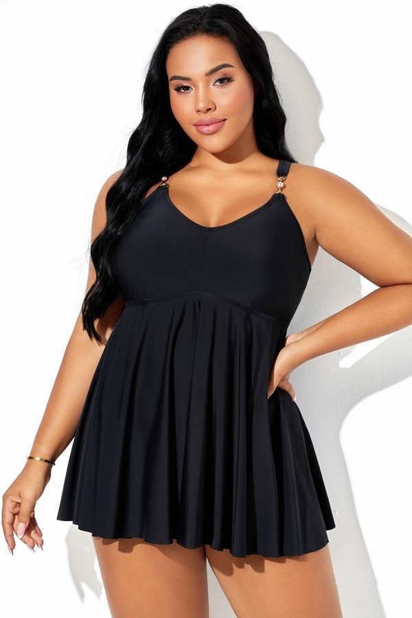 Tankini con cuello redondo y espalda cruzada con cadena decorativa