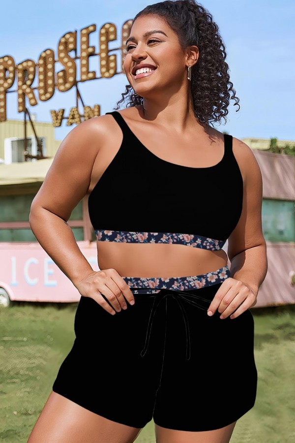 Top de bikini con paneles florales negros de talla grande