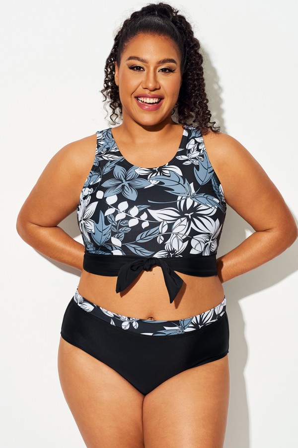 Top de bikini corto anudado con estampado floral en blanco y negro