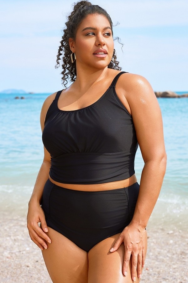 Top de Bikini Corto Negro Liso de Talla Grande