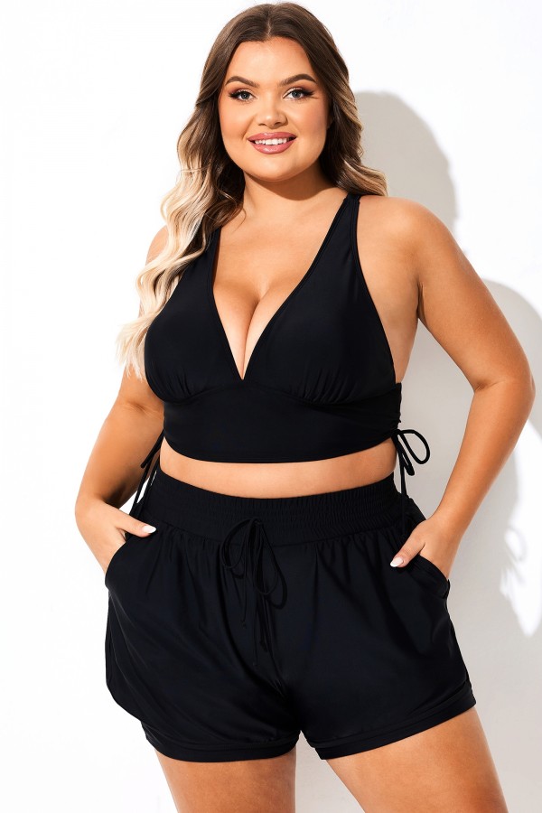 Top de bikini cruzado fruncido con cordón ajustable en negro liso