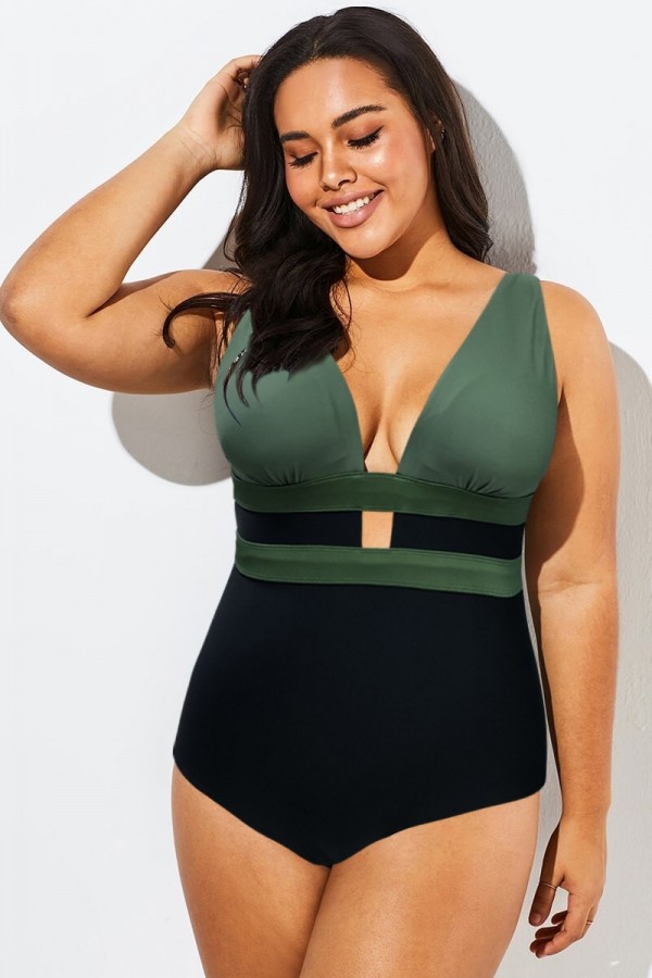 Traje de baño de una pieza con cortes y bloques de color verde