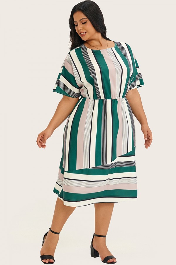 Vestido camisero con bolsillo y manga corta con estampado de rayas