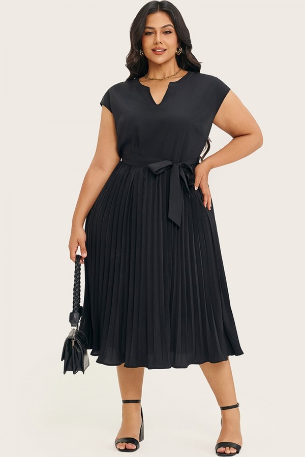 Vestido midi negro con cuello en V y manga japonesa