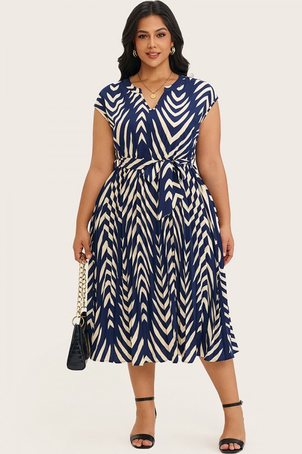 Vestido midi con estampado geométrico y manga japonesa