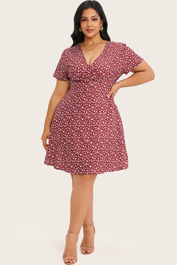 Vestido midi de manga corta con estampado floral