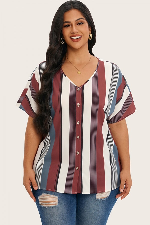 Camiseta de manga corta con adornos de botones de rayas multicolores