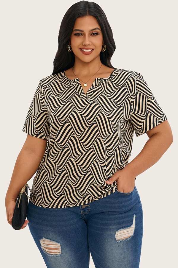 Blusa de manga corta con solapa con muescas de talla grande
