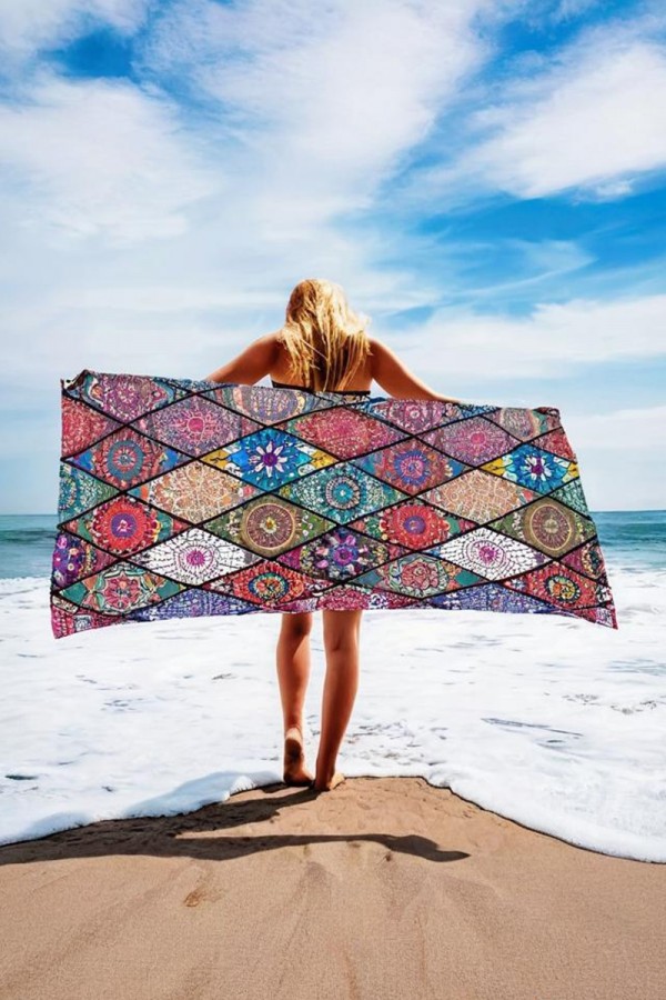 Toalla de playa absorbente de arena de gran tamaño a prueba de arena Boho