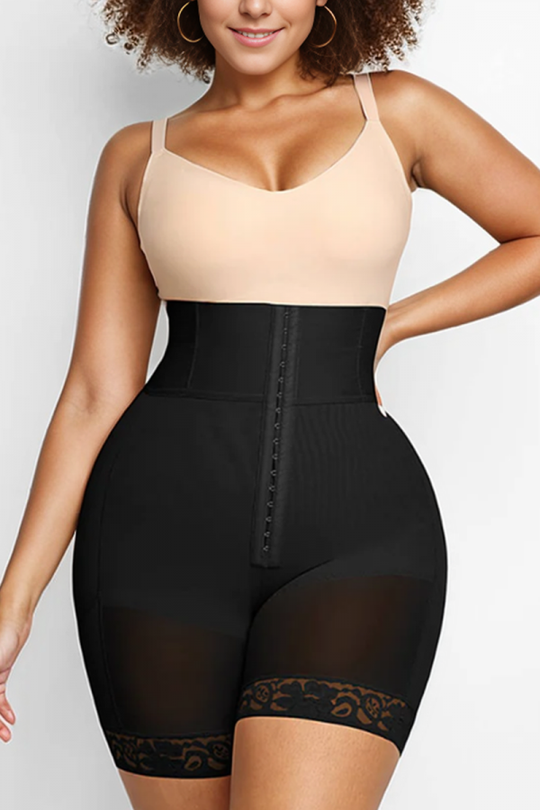 Shorts Moldeadores Negro De Cintura Alta Con Diseño Deshuesado