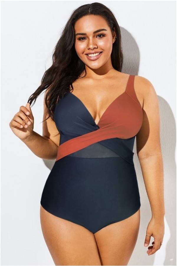 Traje de baño de una pieza con aros y malla recortada en bloques de color