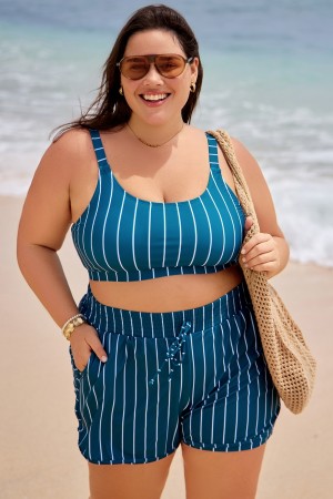 Top de bikini de mujer con rayas verdes y blancas