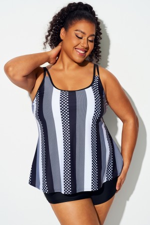 Top Tankini Con Pantalones Cortos A Rayas Blancas Y Negras