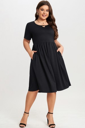 Vestido Medio Negro de Talla Grande Bolsillos con Manga Corta