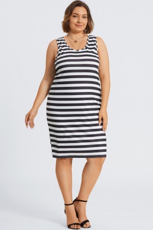 Vestido Midi Negro y Blanco de Talla Grande a Rayas